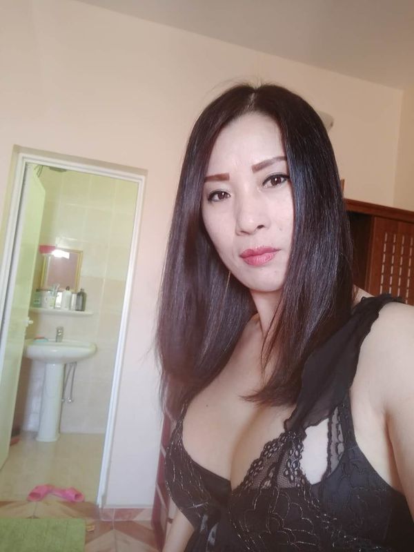 Escort Ynola, Székesfehérvár best companion services